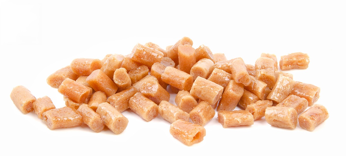 Lososová mini pochoutka pro štěňata - masový pamlsek 50 g
