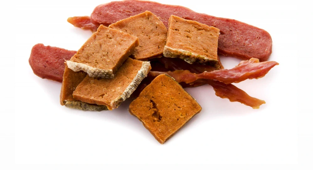 Pamlsek - masový Mix, kachní maso, králičí filety a maso z lososa, 80 g