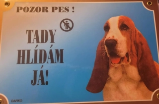 Cedule na vrata Baset